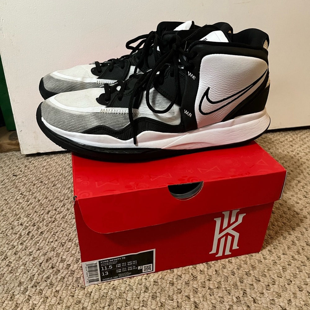 Nike Kyrie Infinity TB mens basketball sneakers Size 11.5 US White Black
